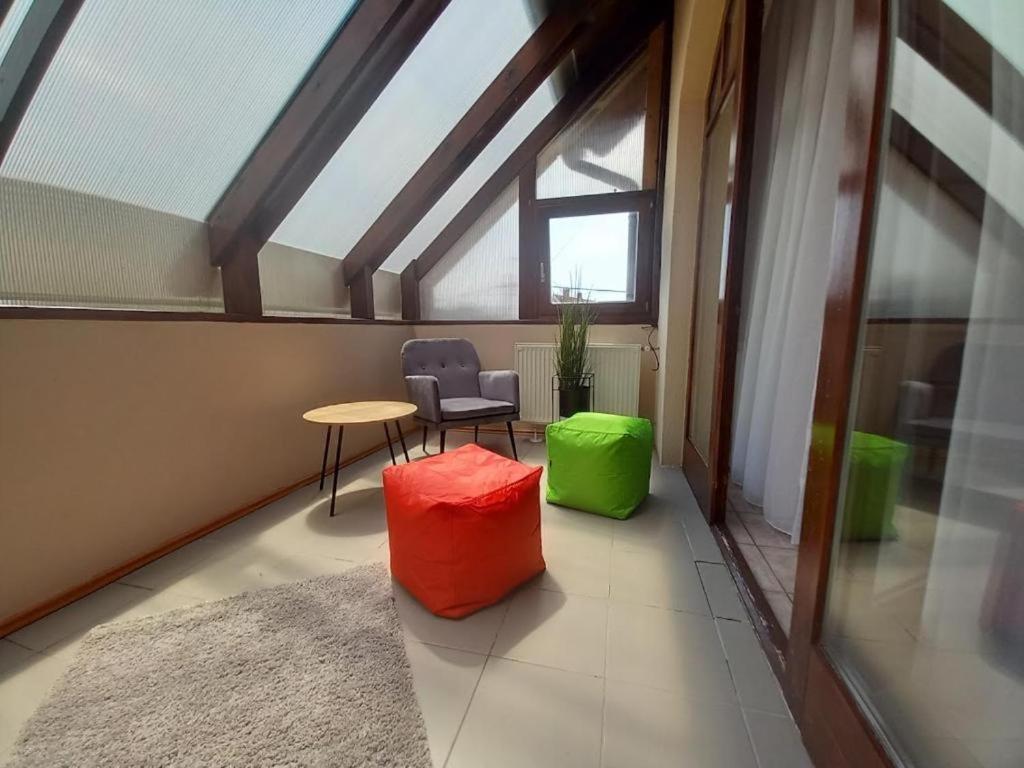 דירות Lujza Apartman Goedoello מראה חיצוני תמונה
